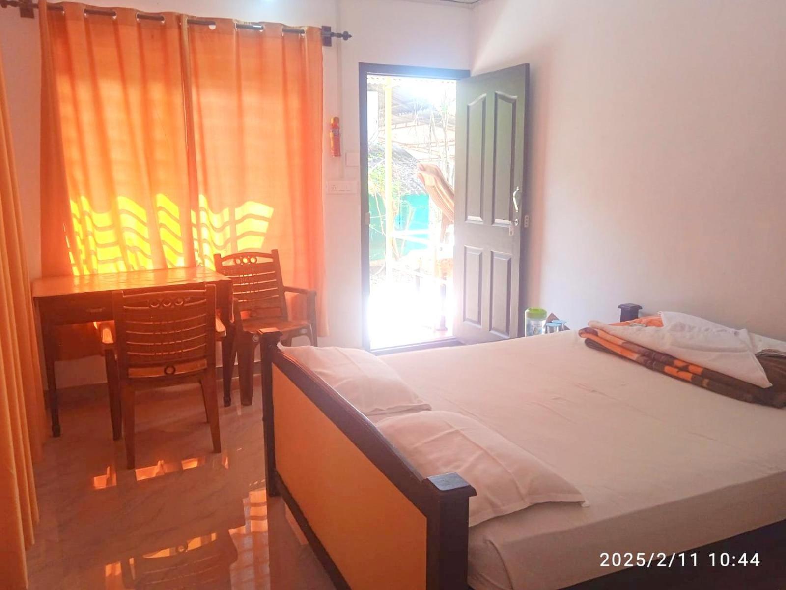 Woodside Homestay Wayanad Batheri Exteriör bild