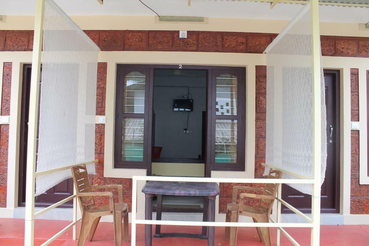 Woodside Homestay Wayanad Batheri Exteriör bild