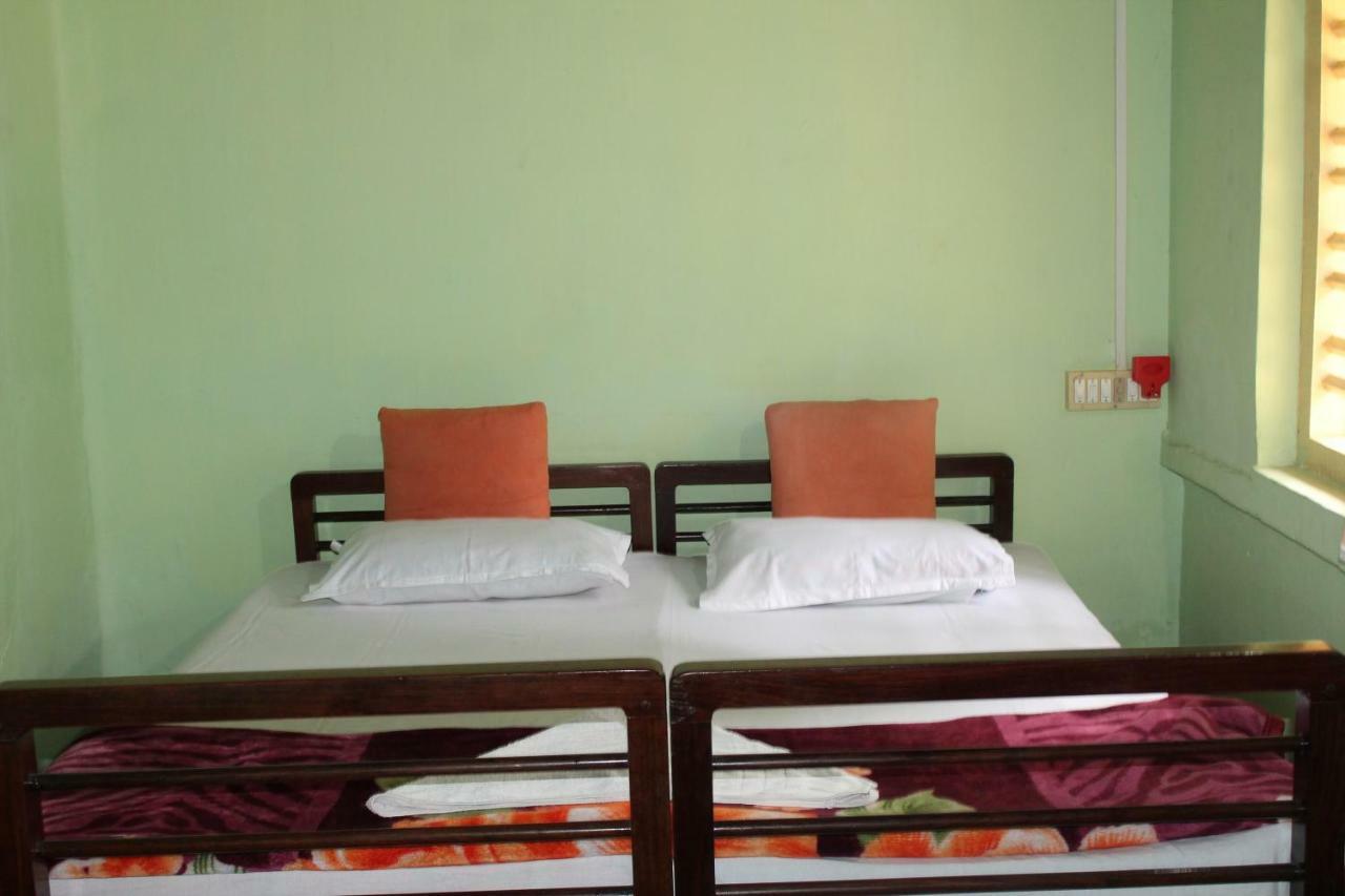 Woodside Homestay Wayanad Batheri Exteriör bild